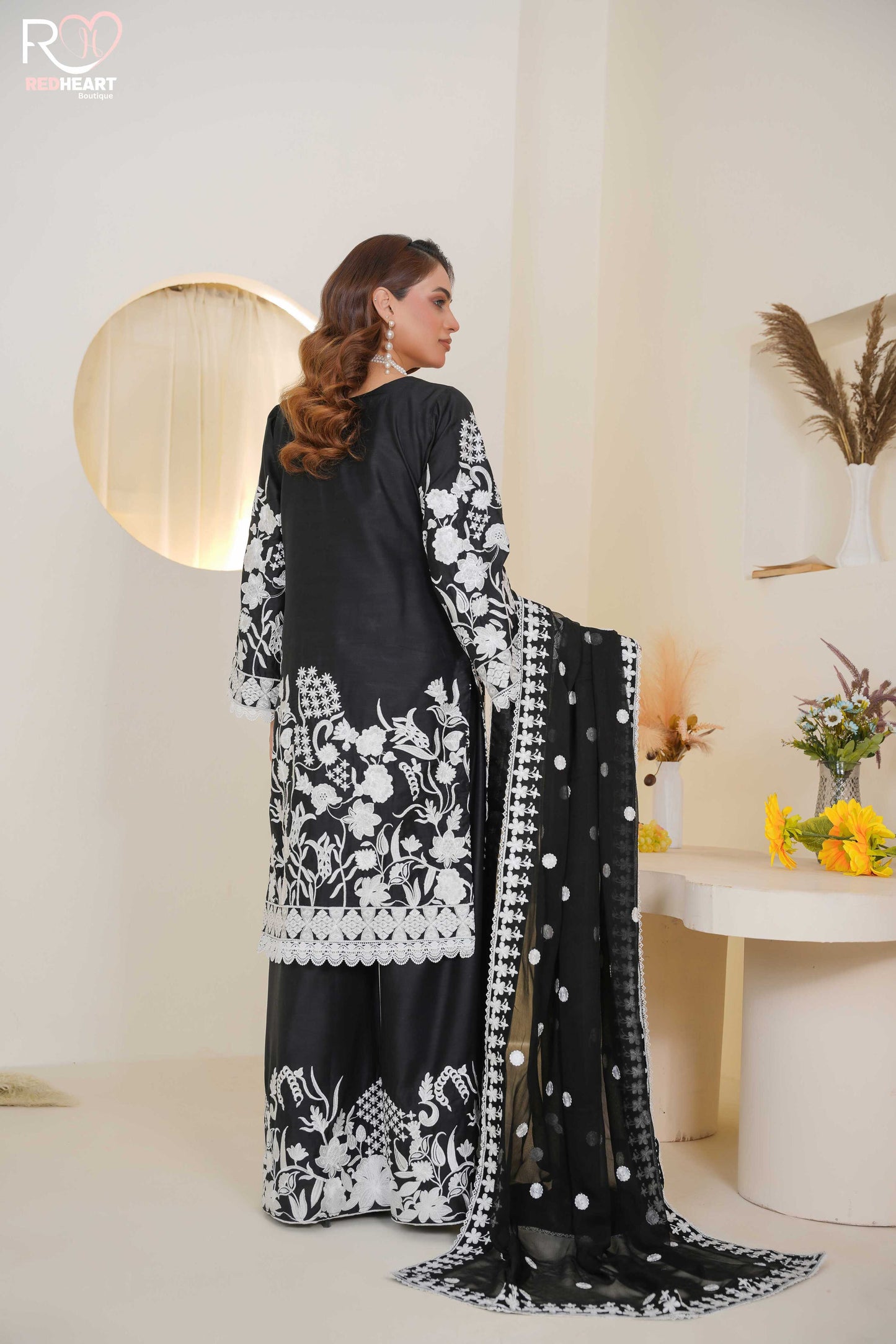 WOMEN'S PRET-KHAS | RH-204