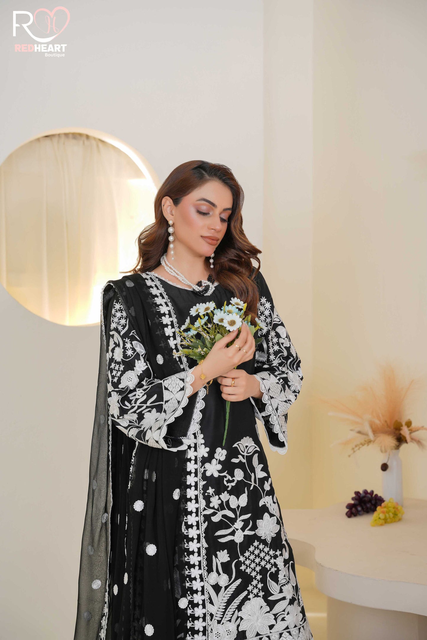 WOMEN'S PRET-KHAS | RH-204