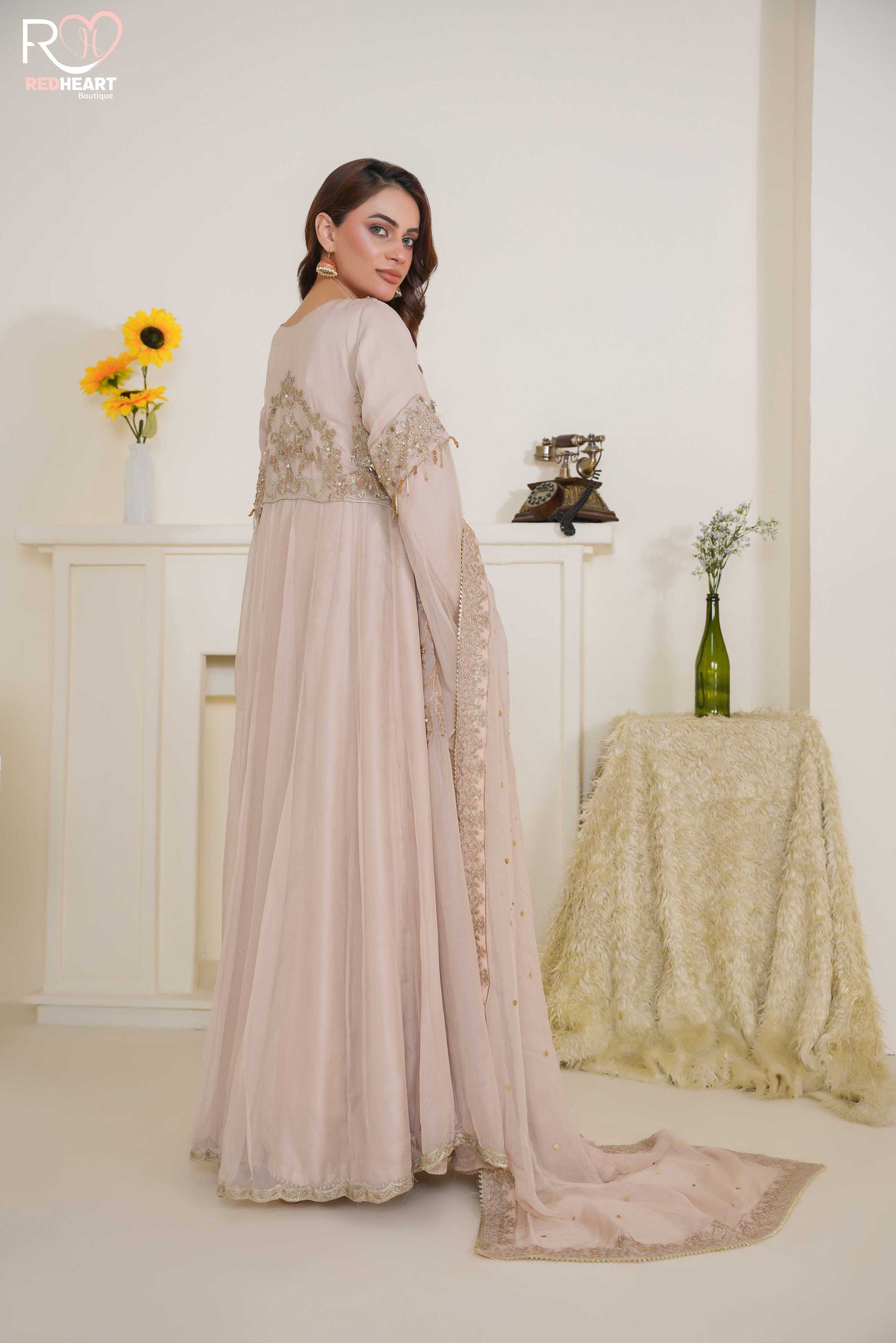 WOMEN'S PRET-KHAS | RH-208