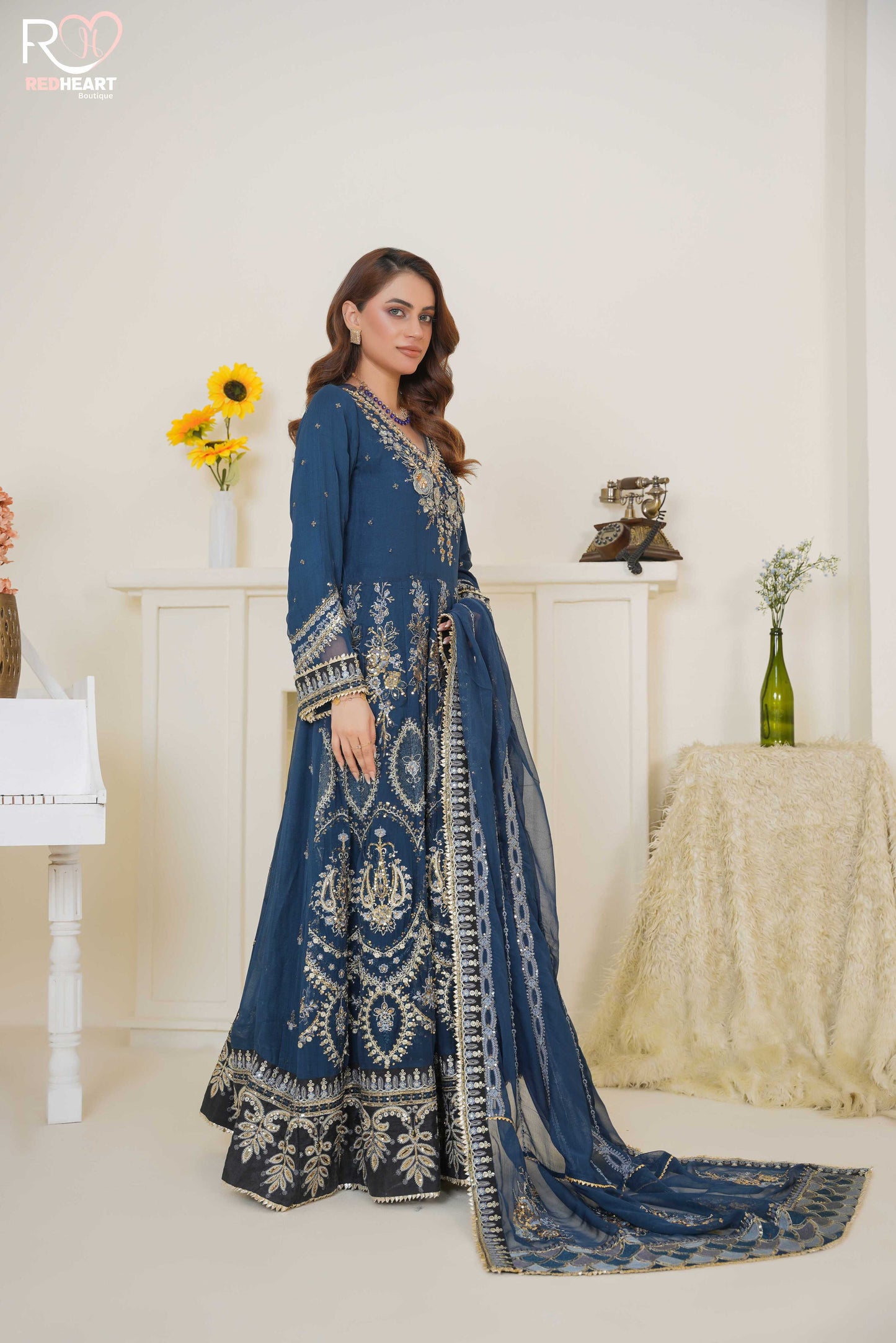 WOMEN'S PRET-KHAS | RH-209