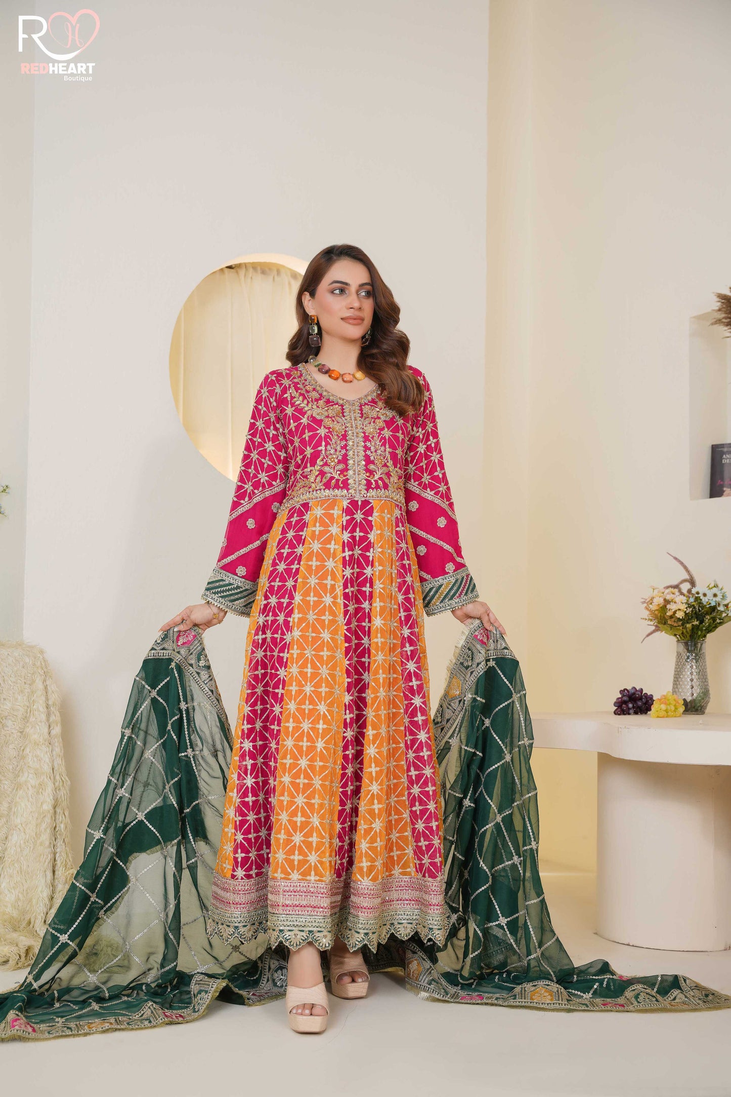 WOMEN'S PRET-KHAS | RH-210