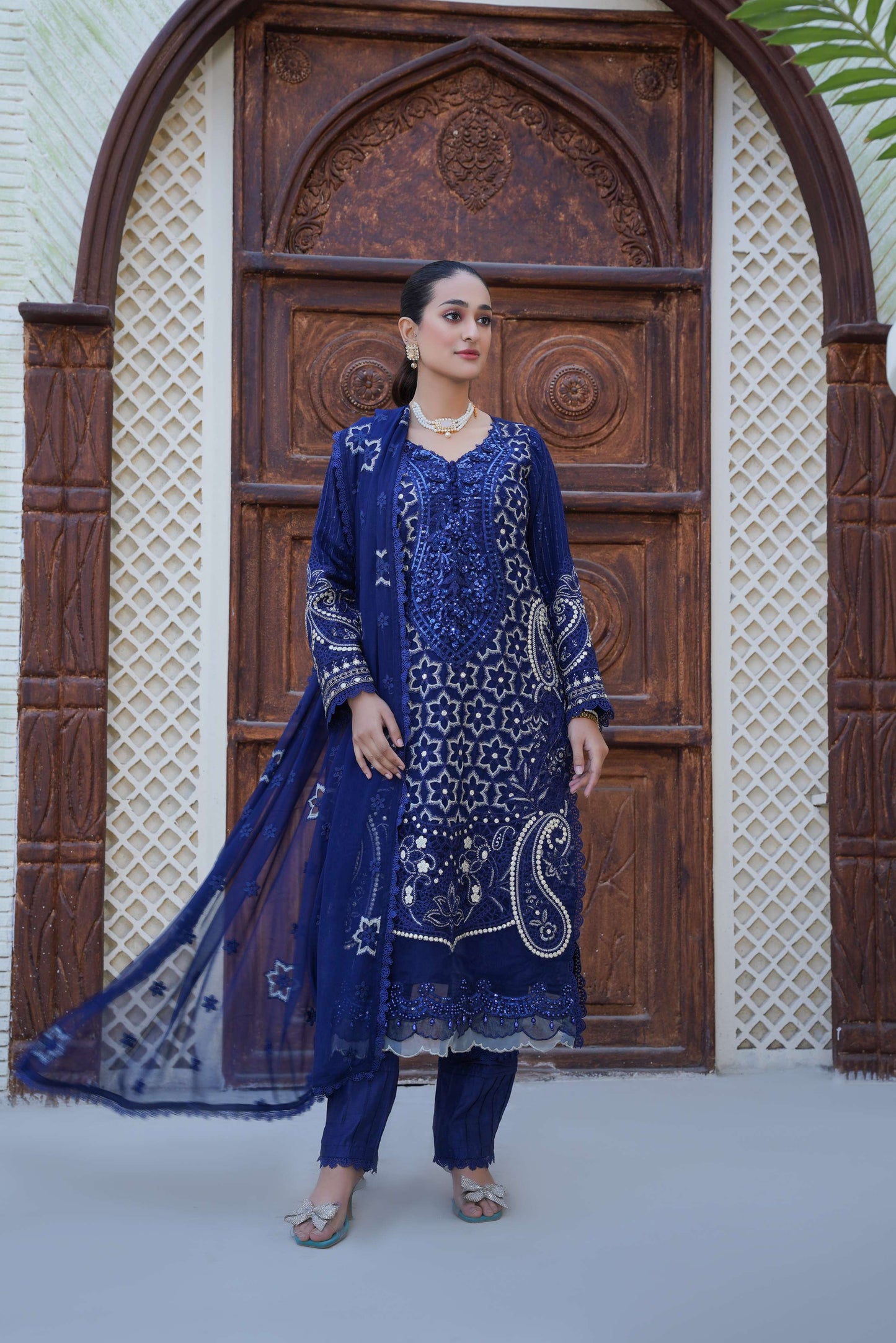 WOMEN'S PRET-KHAS | RH-118