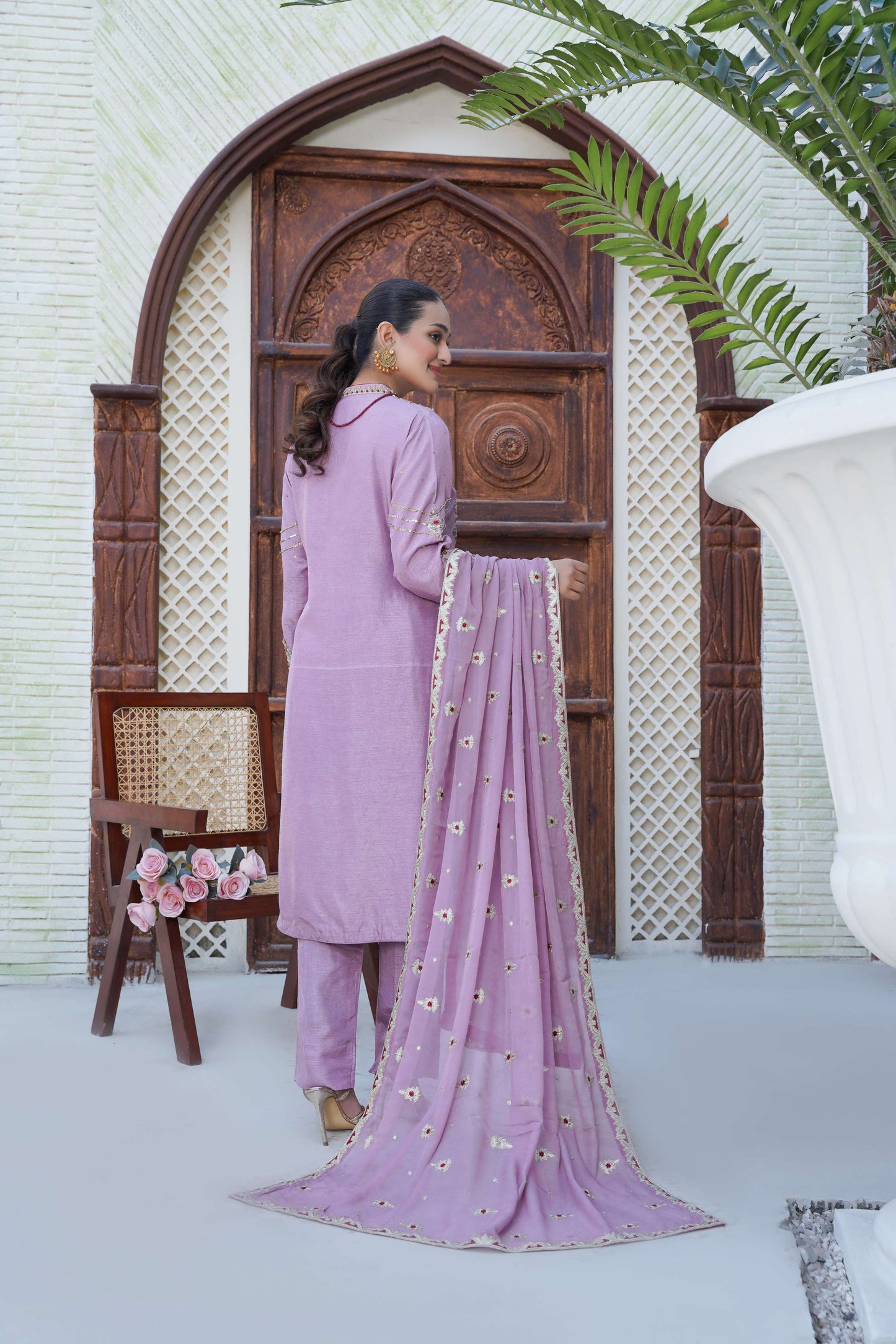 WOMEN'S PRET-KHAS | RHR-104